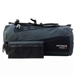 Fekete vízálló utazótáska 60L kapacitással – Zulupack® Rackham